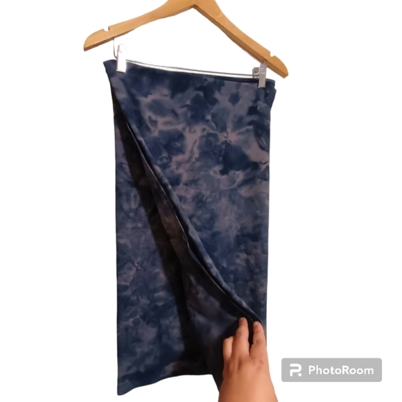 ❣️Lululemon Customizable Snap Scarf Diamond Dye Lunar Rock True Navy - Picture 7 of 15